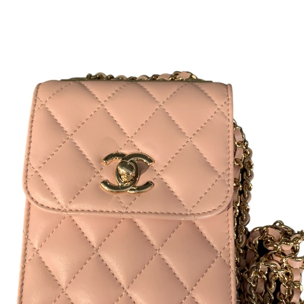 🆕 Chanel Style Peach Leather Pearl Crush Chain Phone Holder Bag 🆕 - Picture 4 of 14